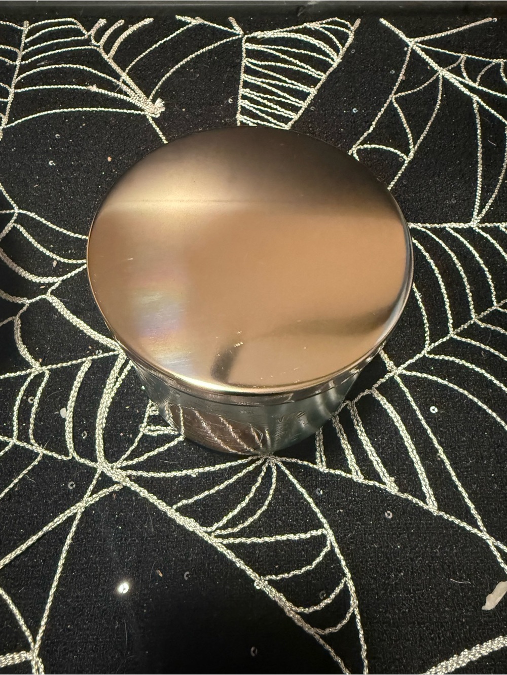 Bath and Body Works - Ariel 3 Wick Candle - Picture 3 of 5